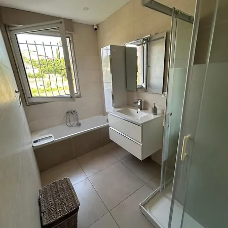 3 Piscine Appartement Antibes